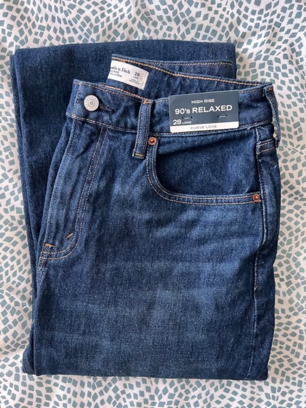 Abercrombie High Rise 90s Relaxed Martini Embroidered Jean